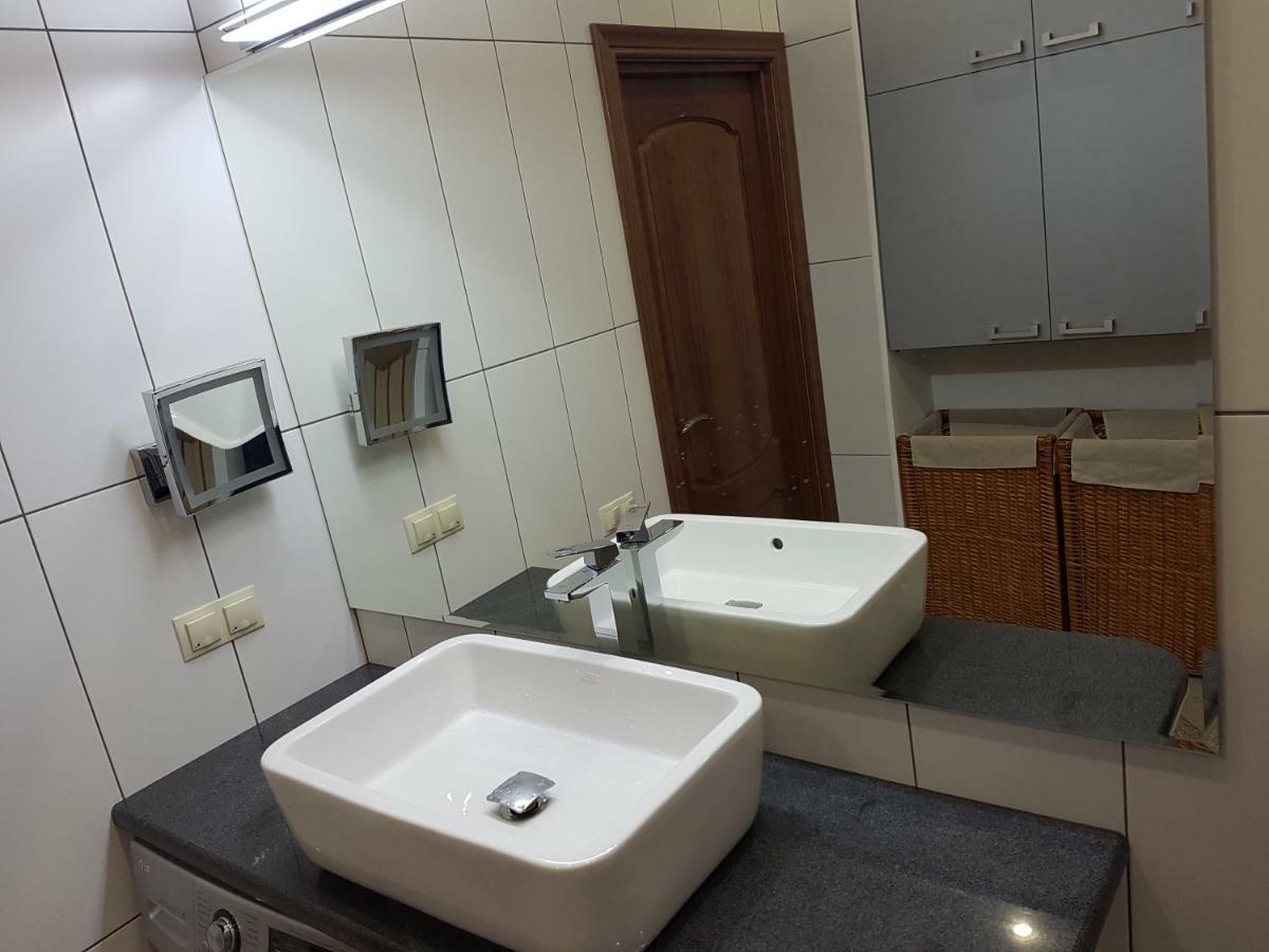 מינסק Rising Sun Apartment מראה חיצוני תמונה